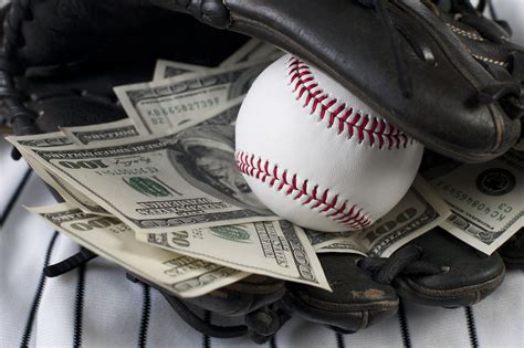 MLB Sports Betting Picks, Odds & Gambling Articles .